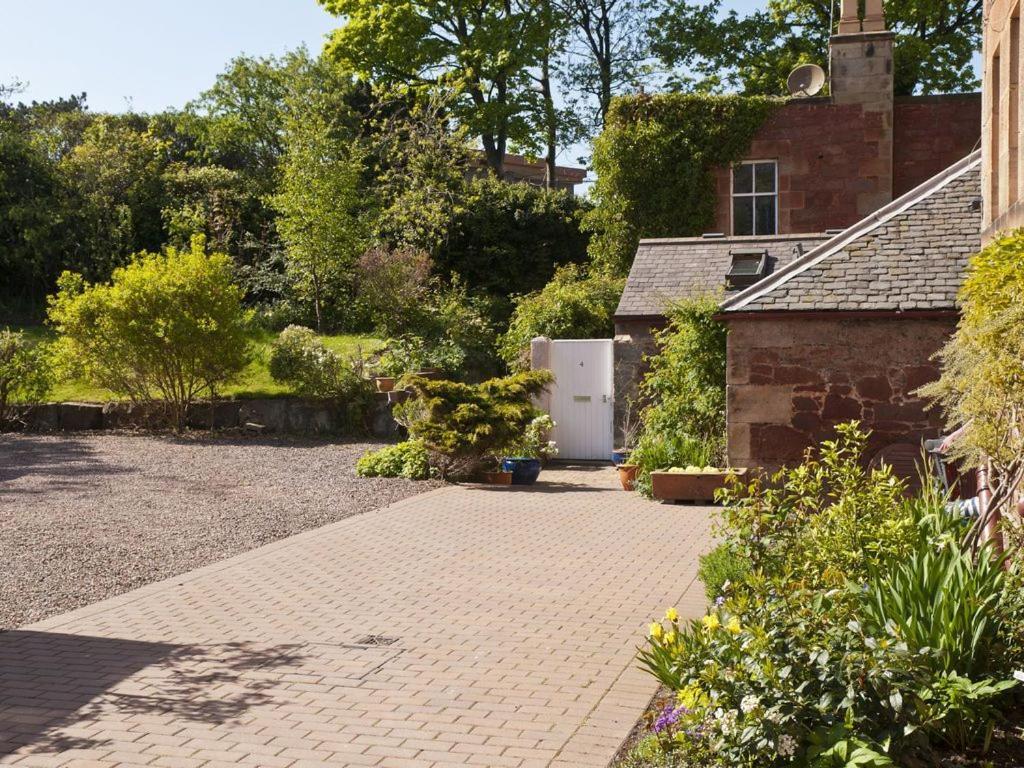 Inchgarry Court Villa นอร์ทแบร์ริก ภายนอก รูปภาพ